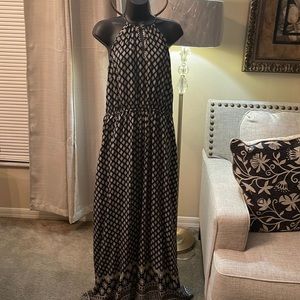 NWOT Maxi Dress Black & White